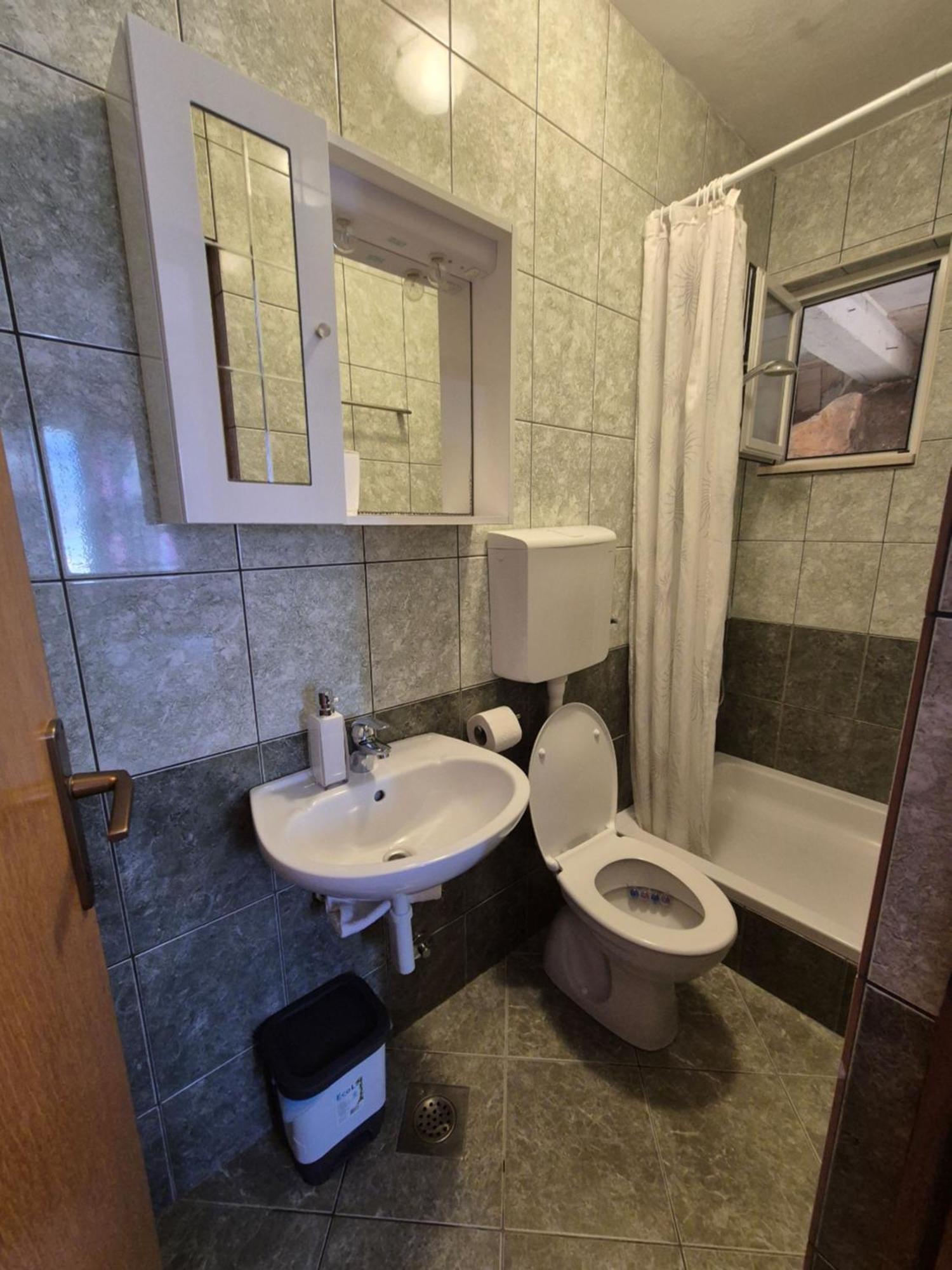 Apartment Kristic - Saplunara, Mljet Babino Polje Exterior photo